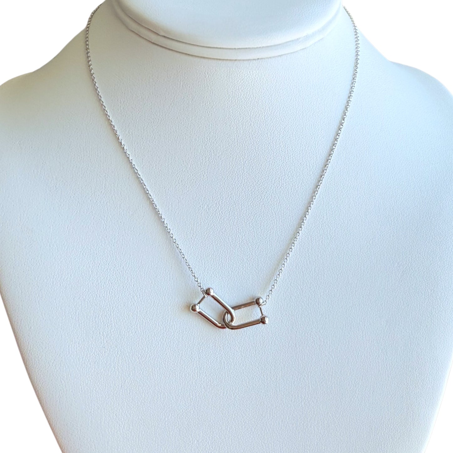 Sterling silver U-link locking necklace close-up