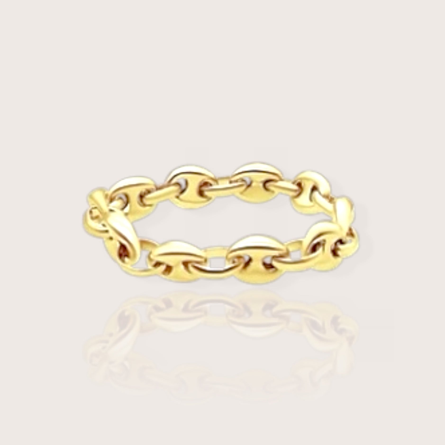 close up of 14K Yellow Gold Puffed Mariner Chain Ring 