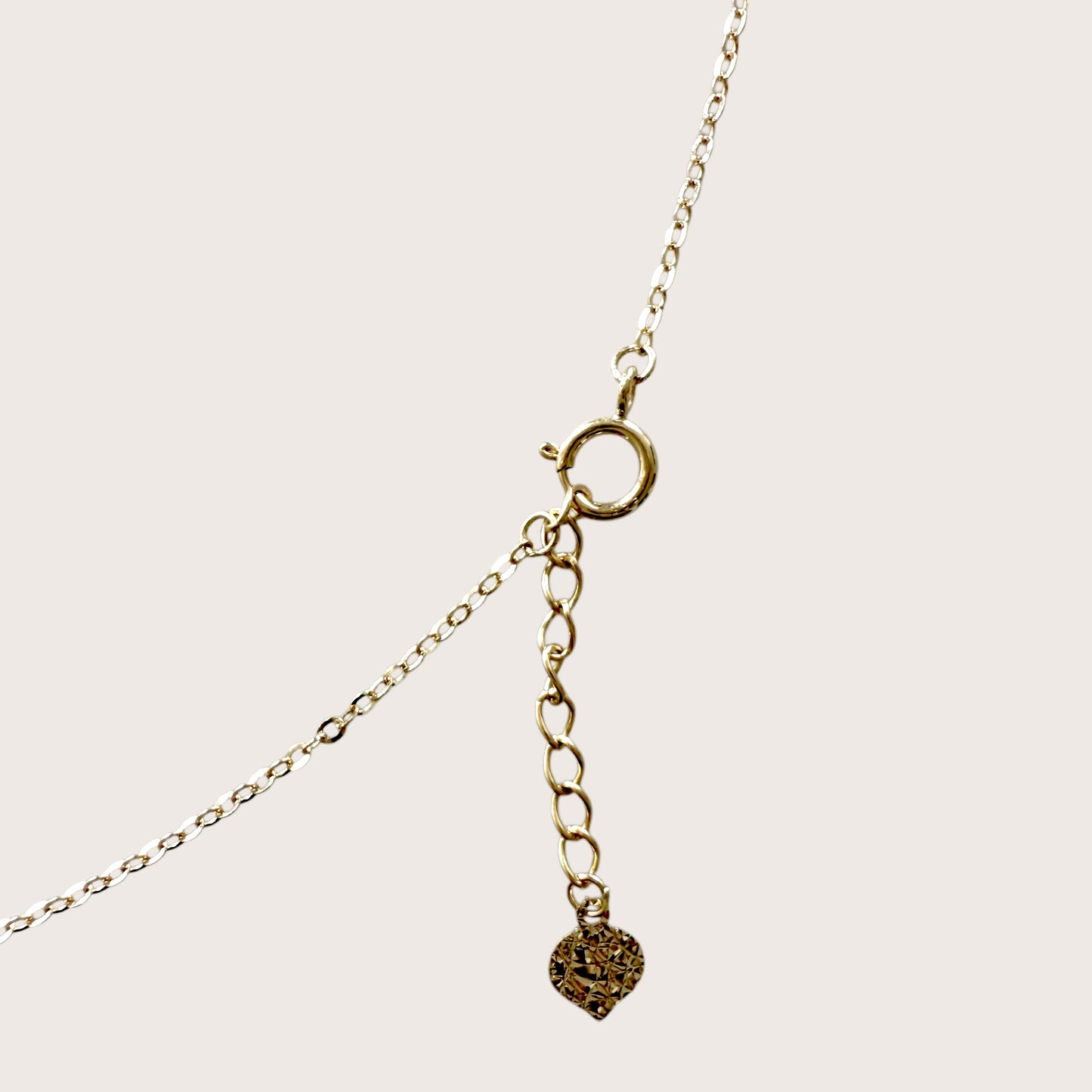 Adjustable 17–18 inch 14k gold flower necklace with spring-ring clasp