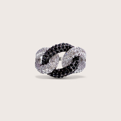 Front of 925 Sterling Silver Interlocking chain link rings with , black and clear CZ Stones 