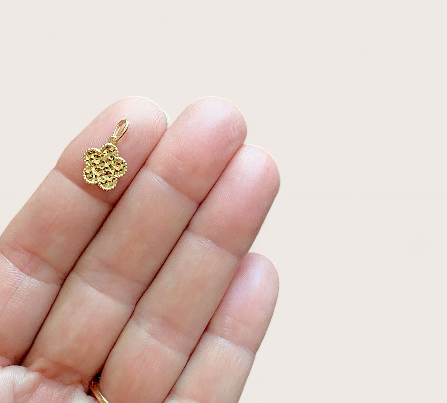 Sparkling 14K Gold Clover Pendant