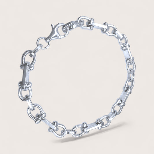Solid 925 Sterling Silver Horseshoe chain bracelet with a large lobster clasp. Chain is solid, never hollow, never plated