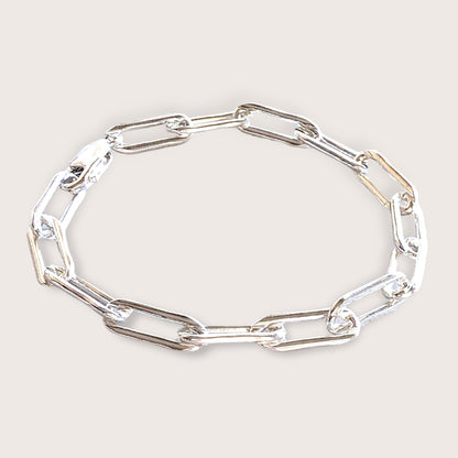 Solid 925 Sterling Silver Paperclip Chain Bracelet, Necklace (not hollow, not plated, genuine 925 Italy Silver). Women's, Men's Silver Chains

This exquisite Elongated Rectangle Cable Chain is designed for durably and great for everyday wear. The shiny long oval links are made with a luxurious Italian silver and a sturdy large lobster clasp for easy on/off. Truly a jewelry box must-have staple. Perfect for layering or stacking with other chains or worn as a standalone piece.