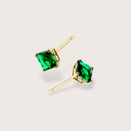 Solid 14K yellow gold emerald princess cut stud earrings 4.3mm full earring view
